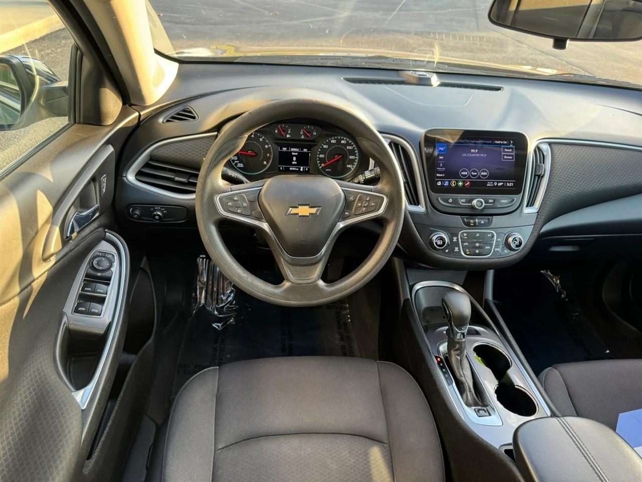 Chevrolet Malibu  2022