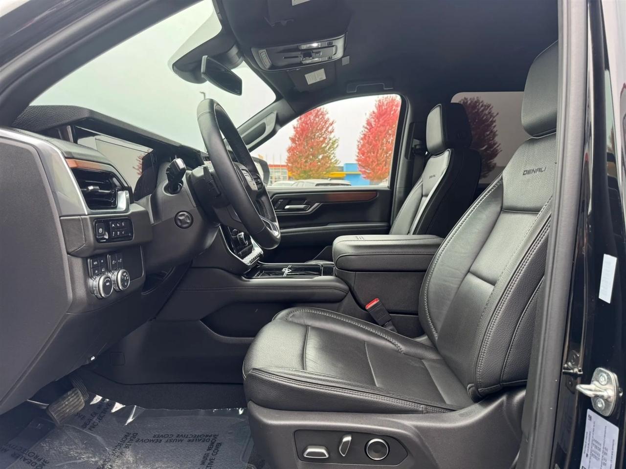 GMC Yukon XL  2025