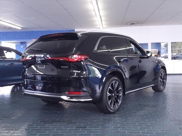 Mazda CX-90  2024
