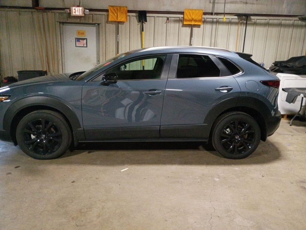 Mazda CX-30  2025