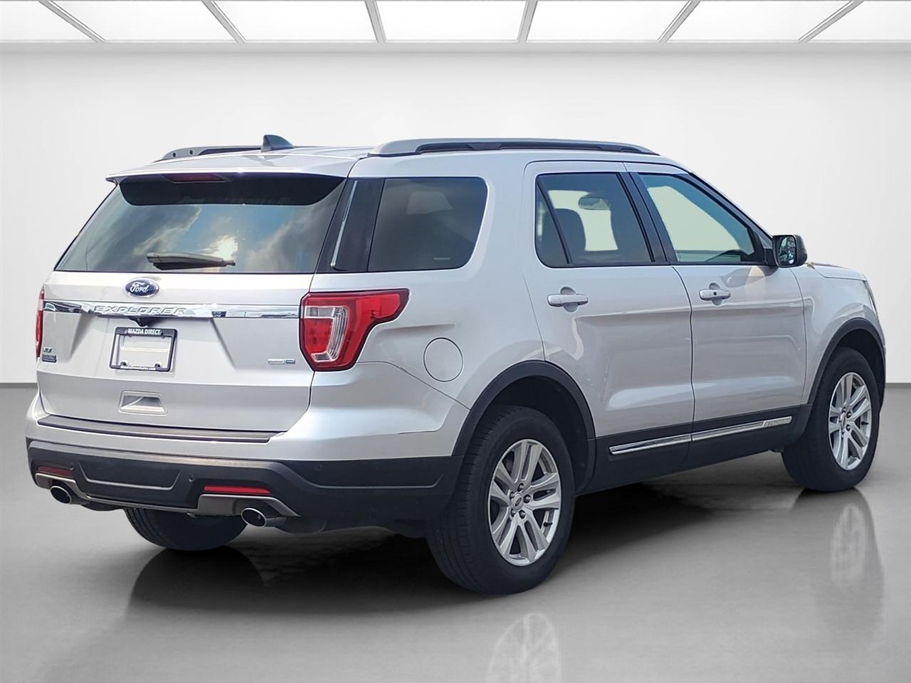 2019 Ford Explorer XLT - Photo 6