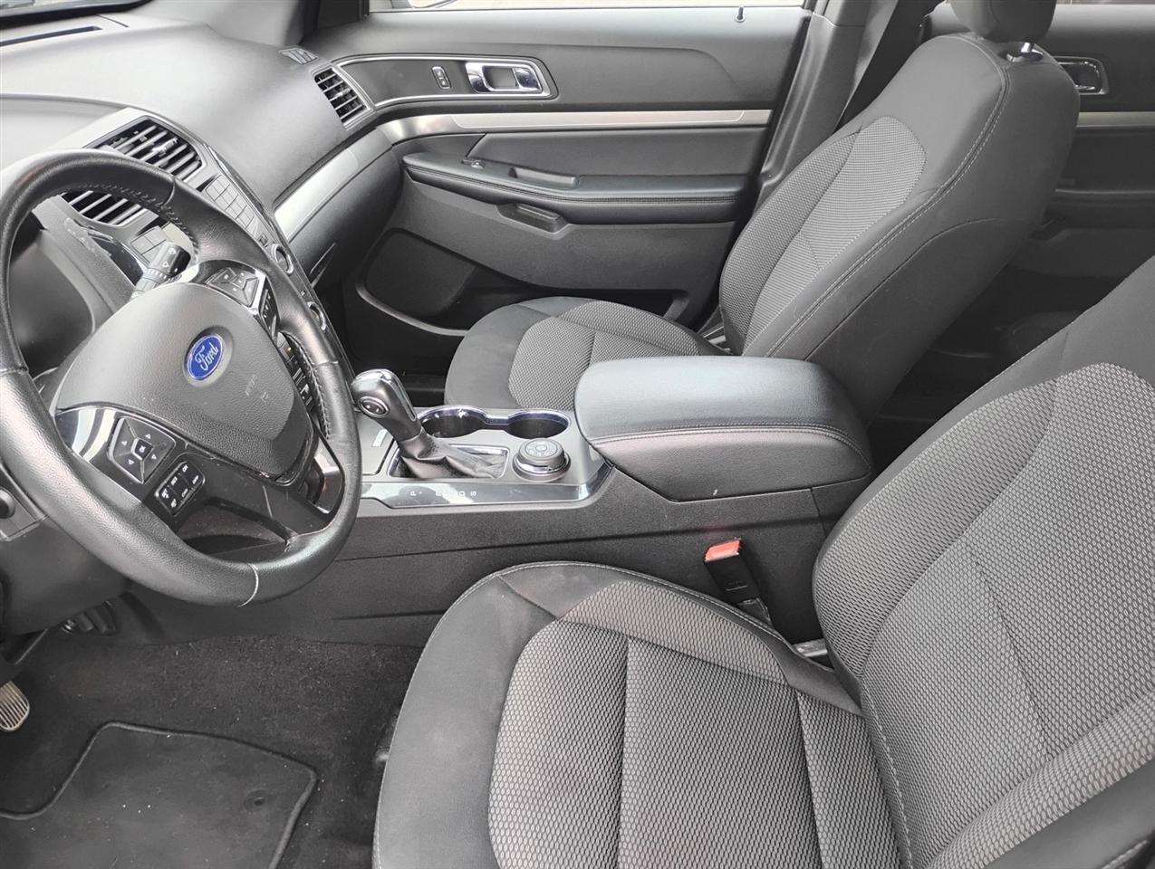 2019 Ford Explorer XLT - Photo 11