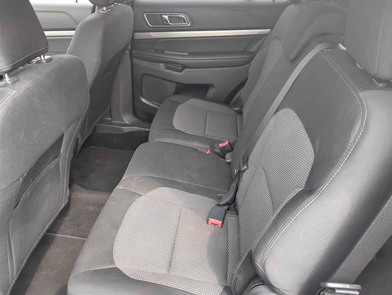 2019 Ford Explorer XLT - Photo 13