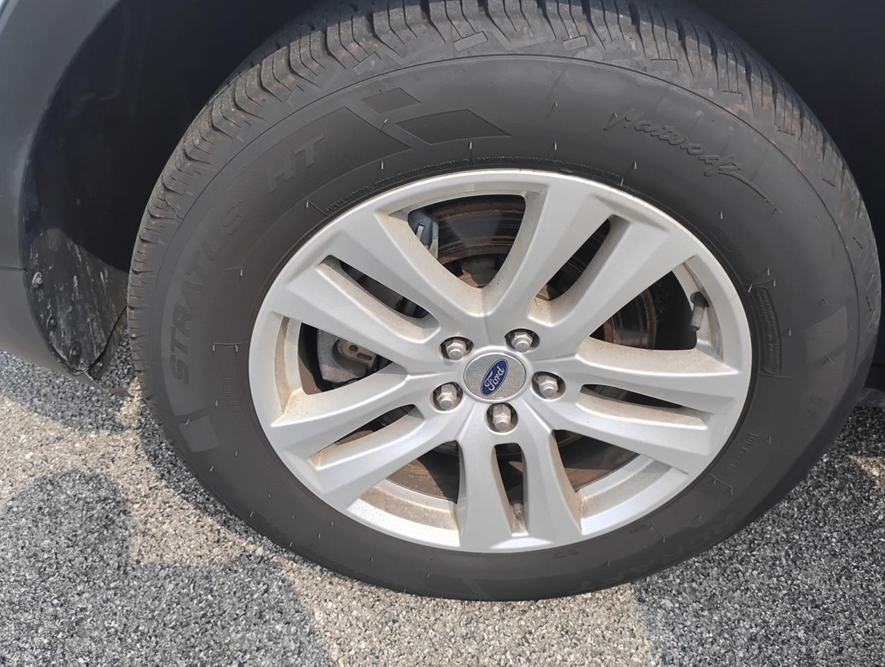 2019 Ford Explorer XLT - Photo 29