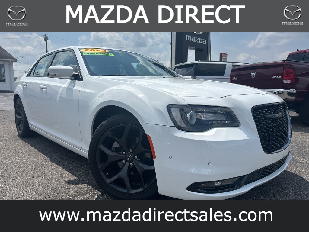 Chrysler 300  2022