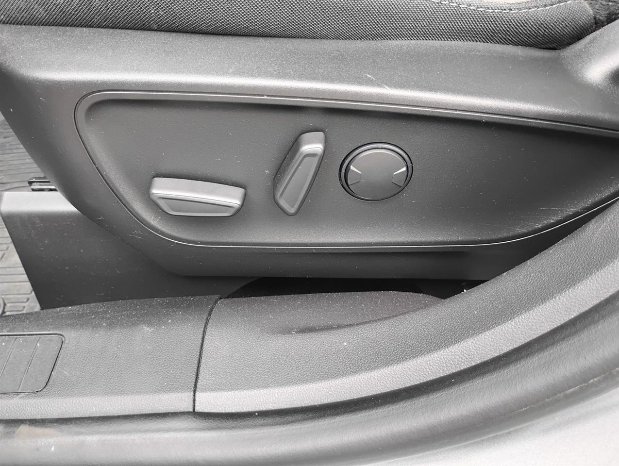 Ford Escape  2022