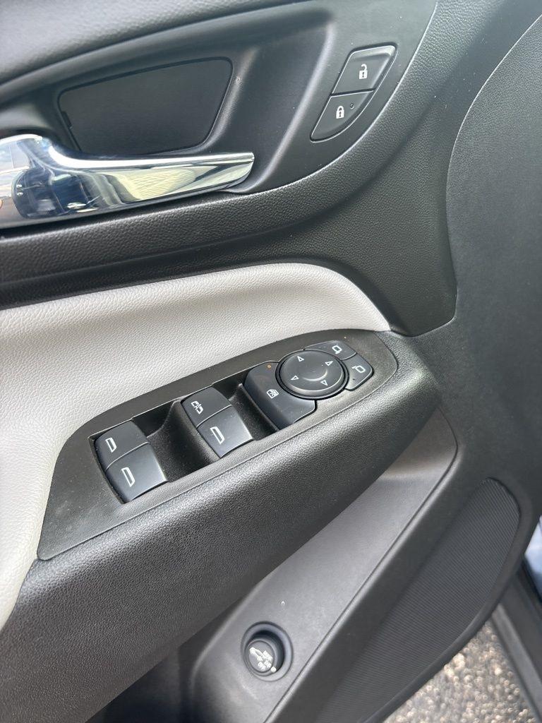 Chevrolet Equinox  2021