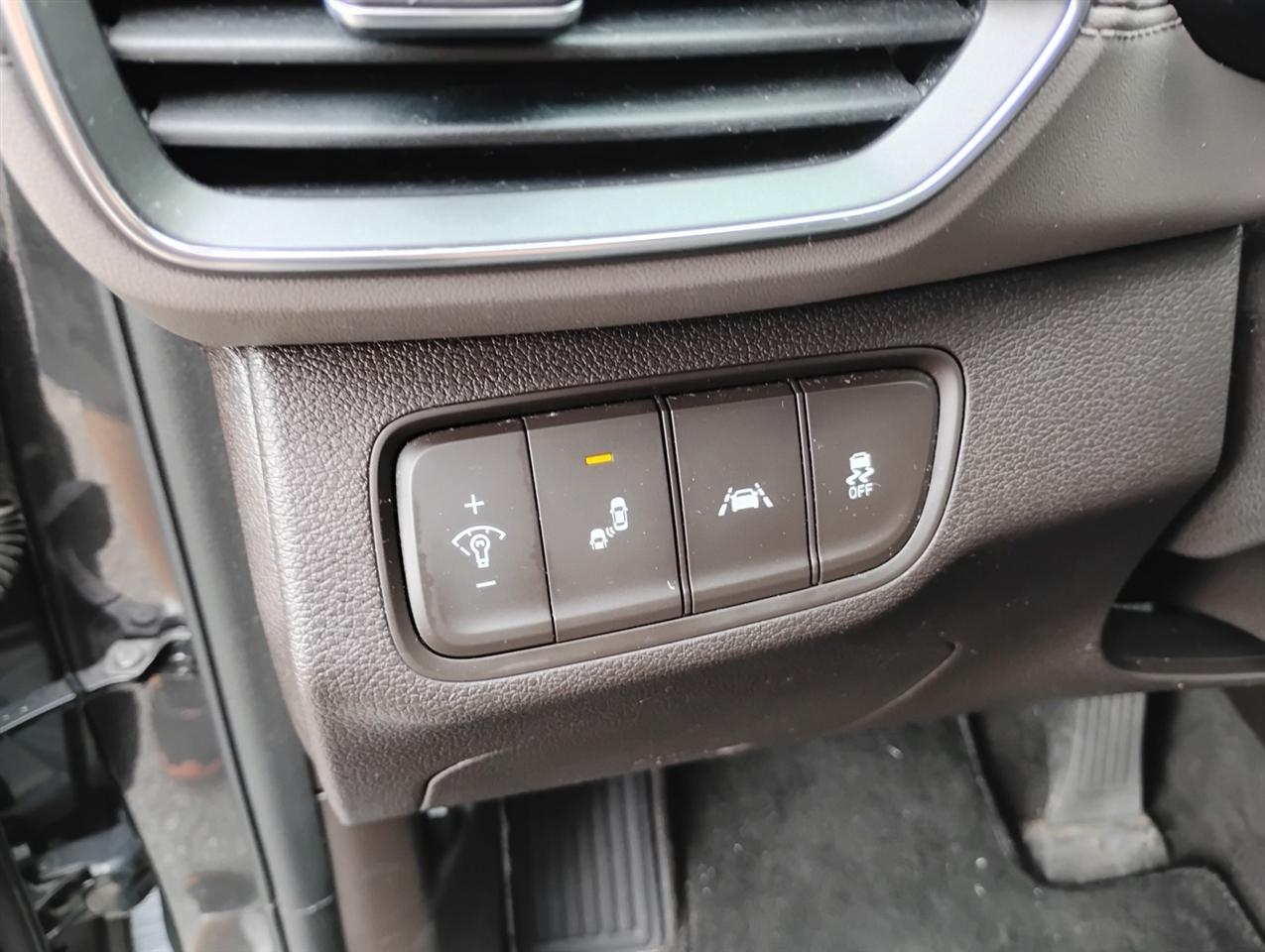 Hyundai Santa Fe  2020