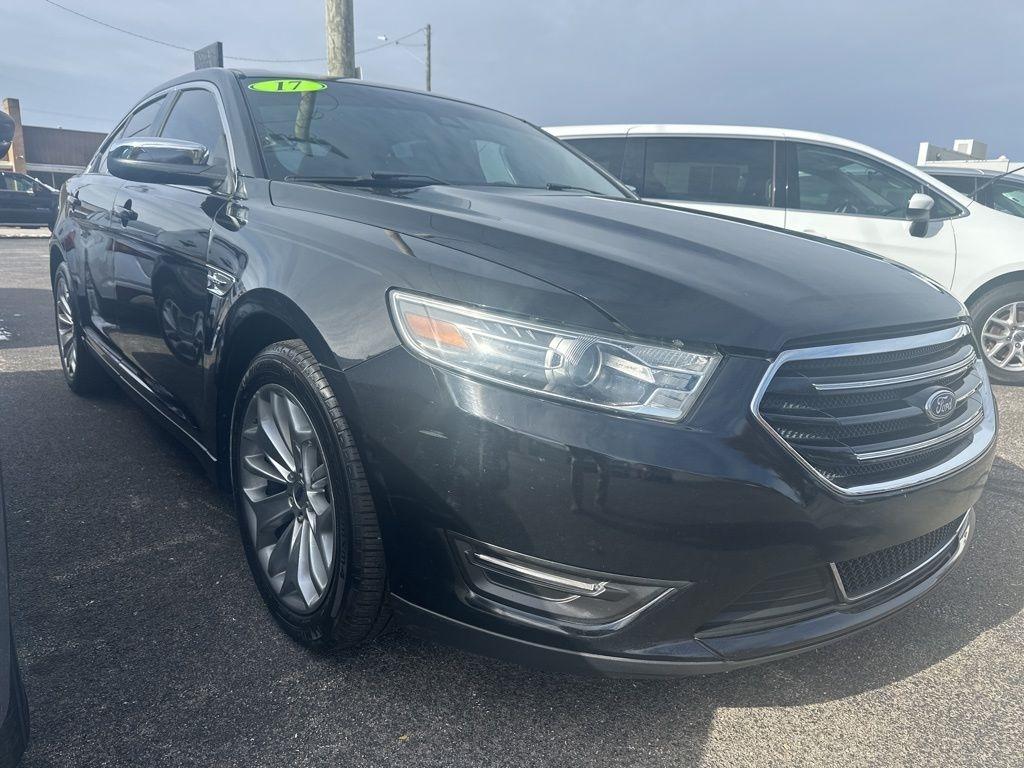 2017 Ford Taurus Limited