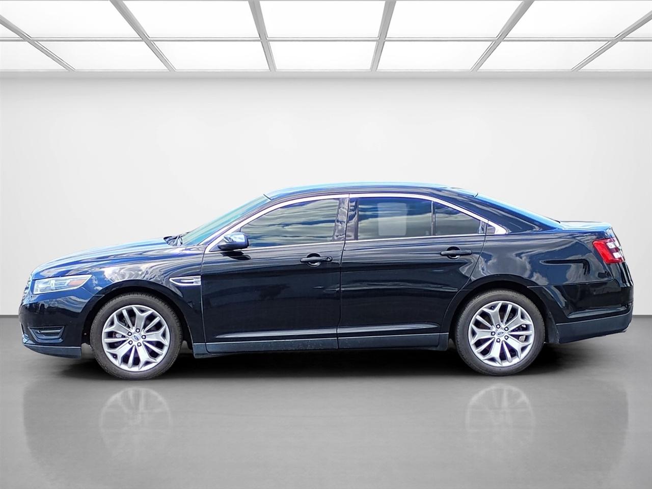 Ford Taurus  2017