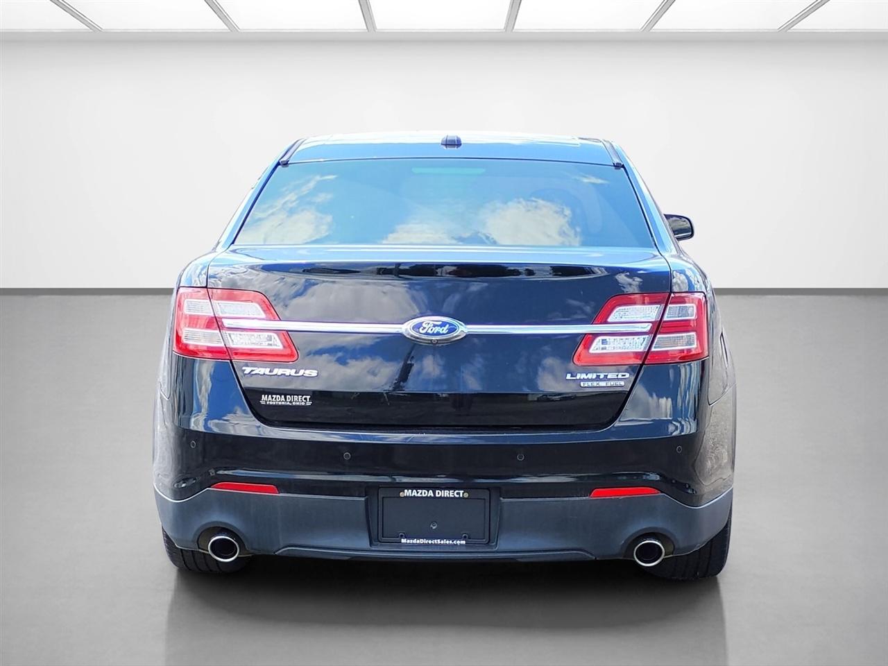 Ford Taurus  2017