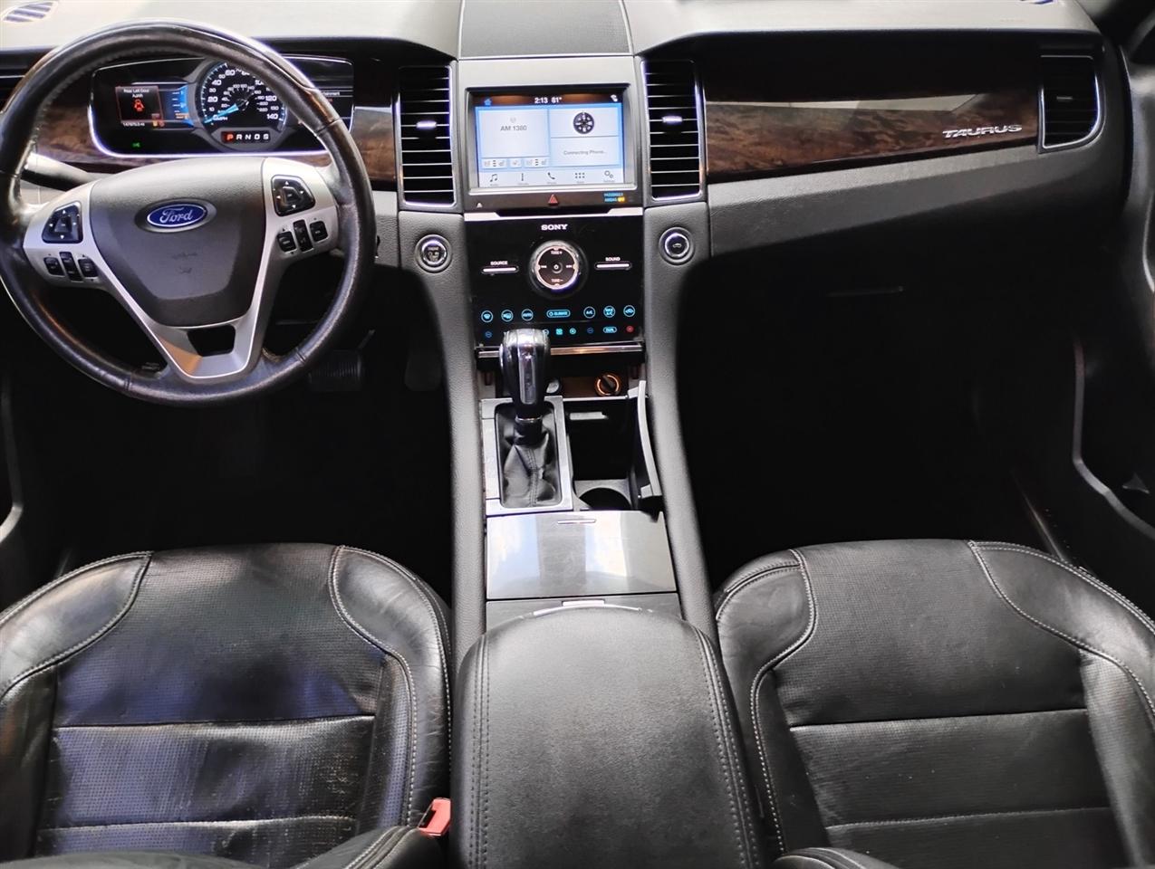 Ford Taurus  2017