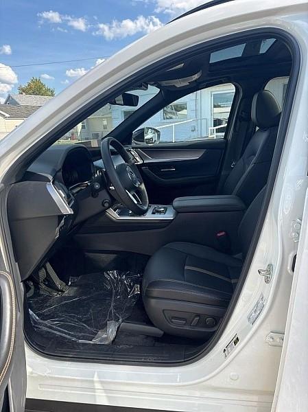 Mazda CX-70  2025