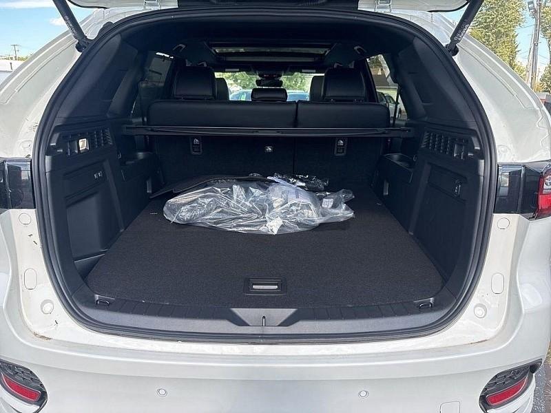 Mazda CX-70  2025