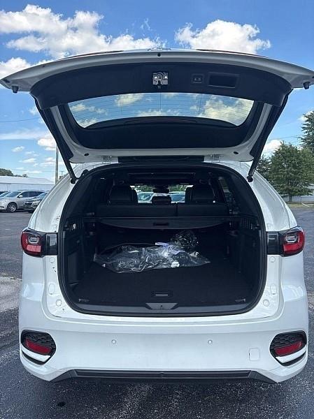 Mazda CX-70  2025