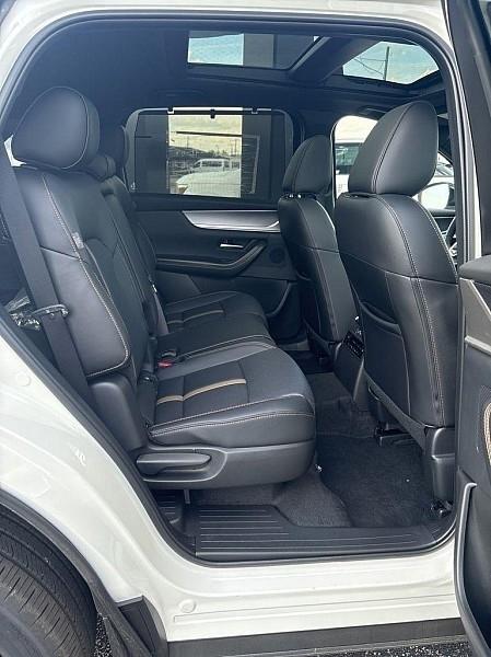 Mazda CX-70  2025