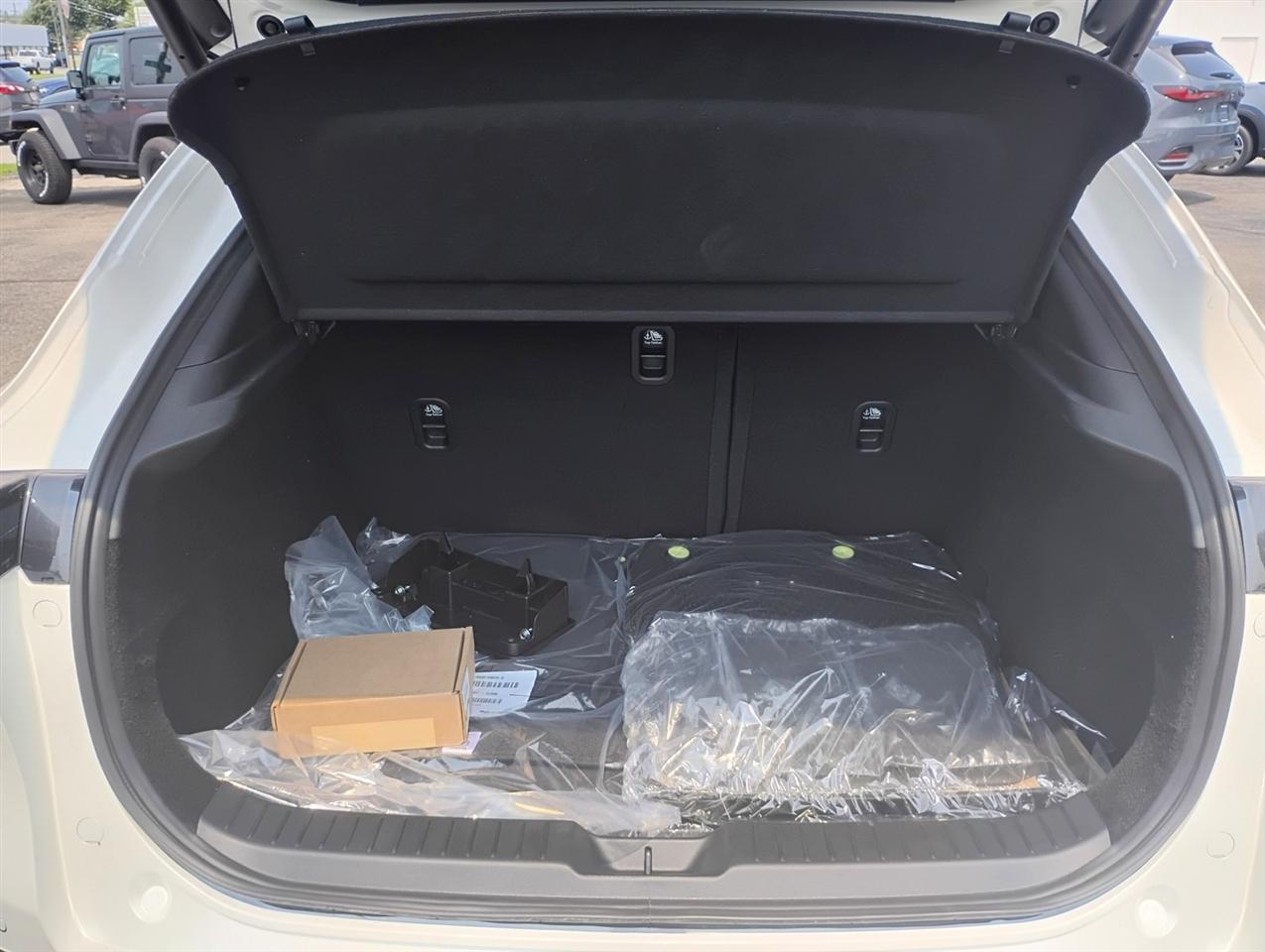 Mazda CX-70  2025