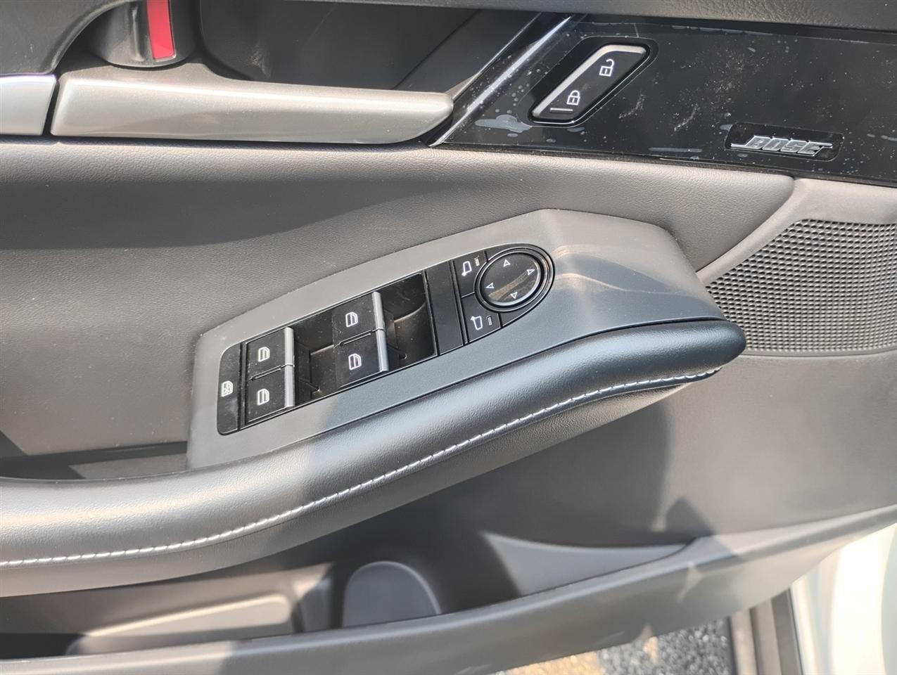 Mazda CX-70  2025