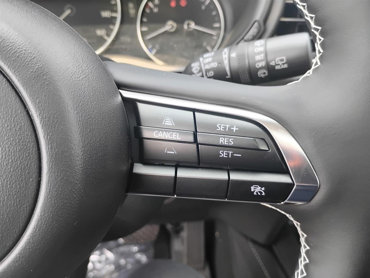 Mazda CX-70  2025
