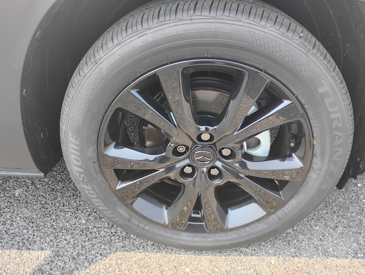 Mazda CX-70  2025