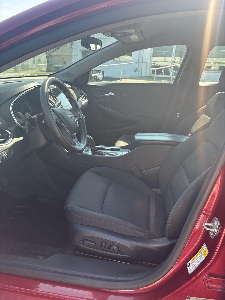 Chevrolet Malibu  2020