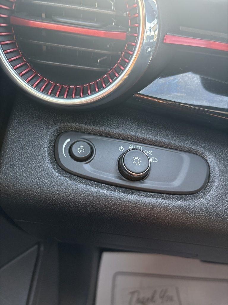 Chevrolet Trax  2025