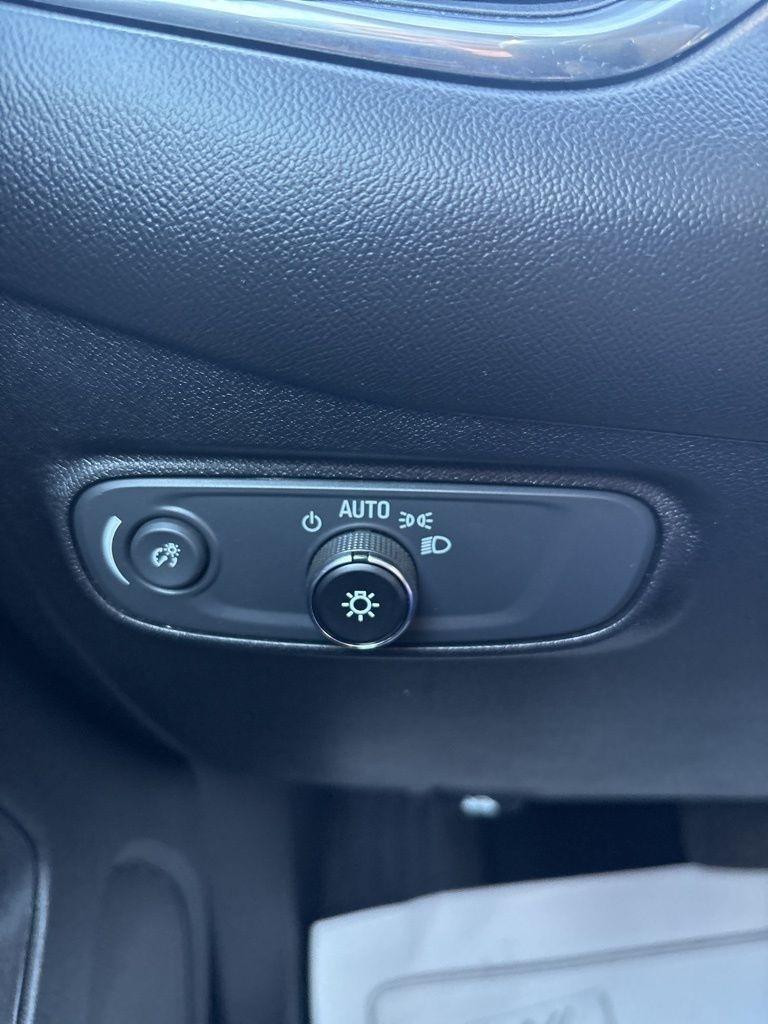 Chevrolet Equinox FWD 4dr LT w/1LT 2019