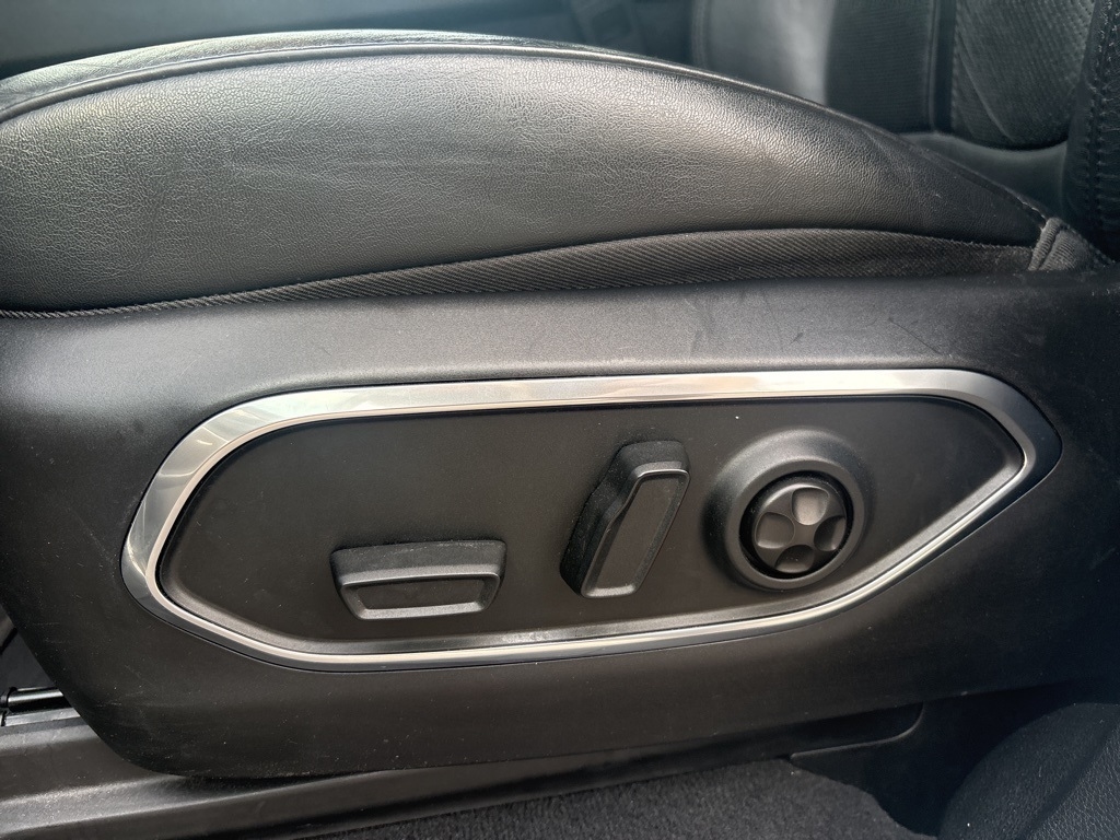 Jeep Wagoneer L Series II 4x4 2023 Jeep Wagoneer L Series II 4x4 2023