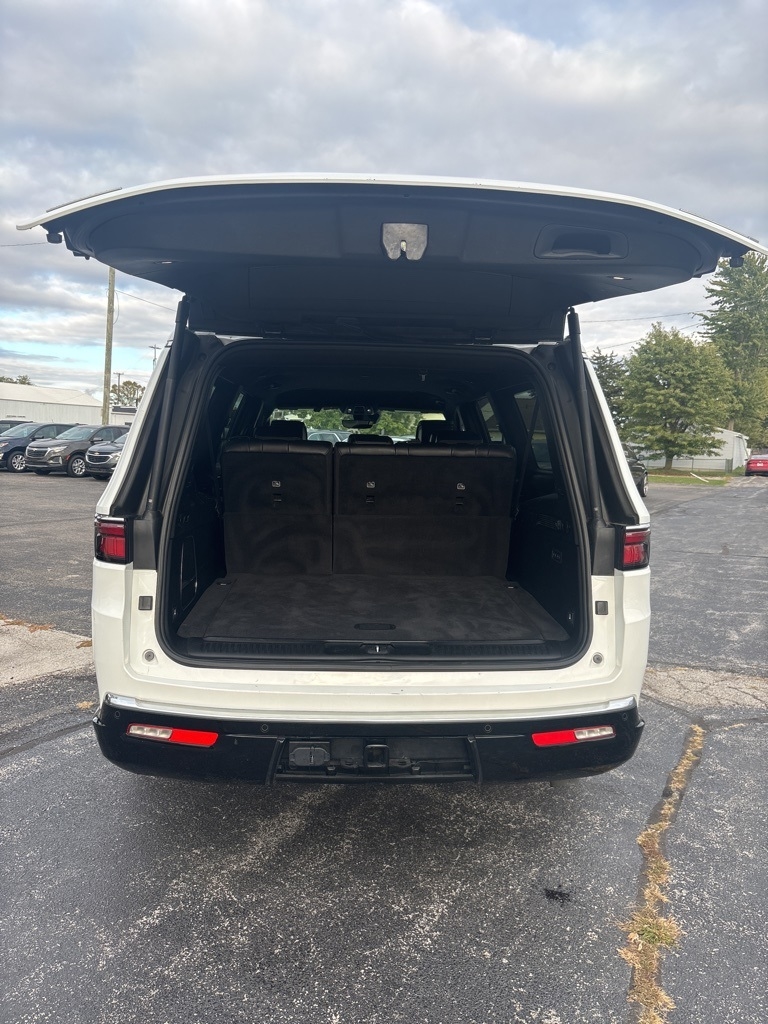 Jeep Wagoneer L Series II 4x4 2023 Jeep Wagoneer L Series II 4x4 2023