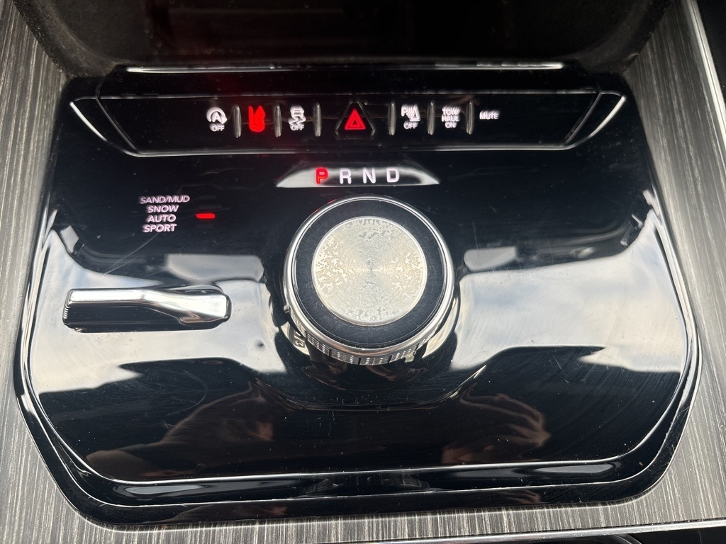 Jeep Wagoneer L Series II 4x4 2023 Jeep Wagoneer L Series II 4x4 2023