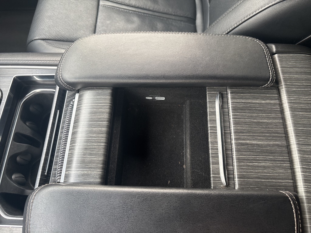 Jeep Wagoneer L Series II 4x4 2023 Jeep Wagoneer L Series II 4x4 2023