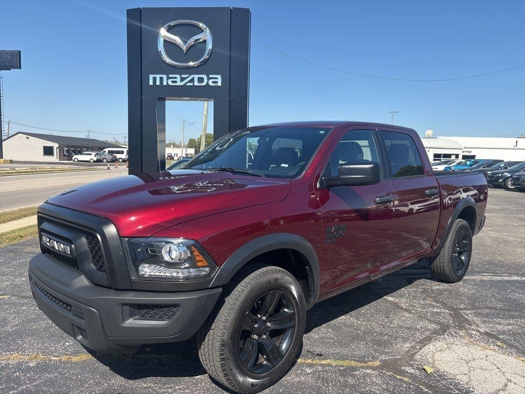 RAM 1500 Classic Warlock 4x4 Crew Cab 5'7" Box 2024