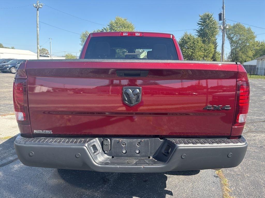 RAM 1500 Classic Warlock 4x4 Crew Cab 5'7" Box 2024