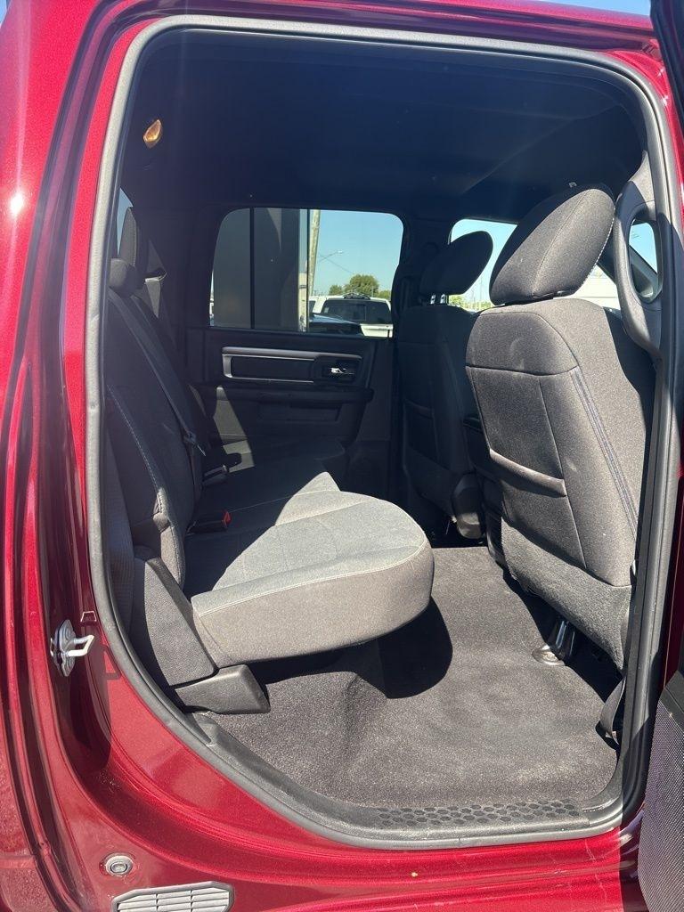 RAM 1500 Classic Warlock 4x4 Crew Cab 5'7" Box 2024