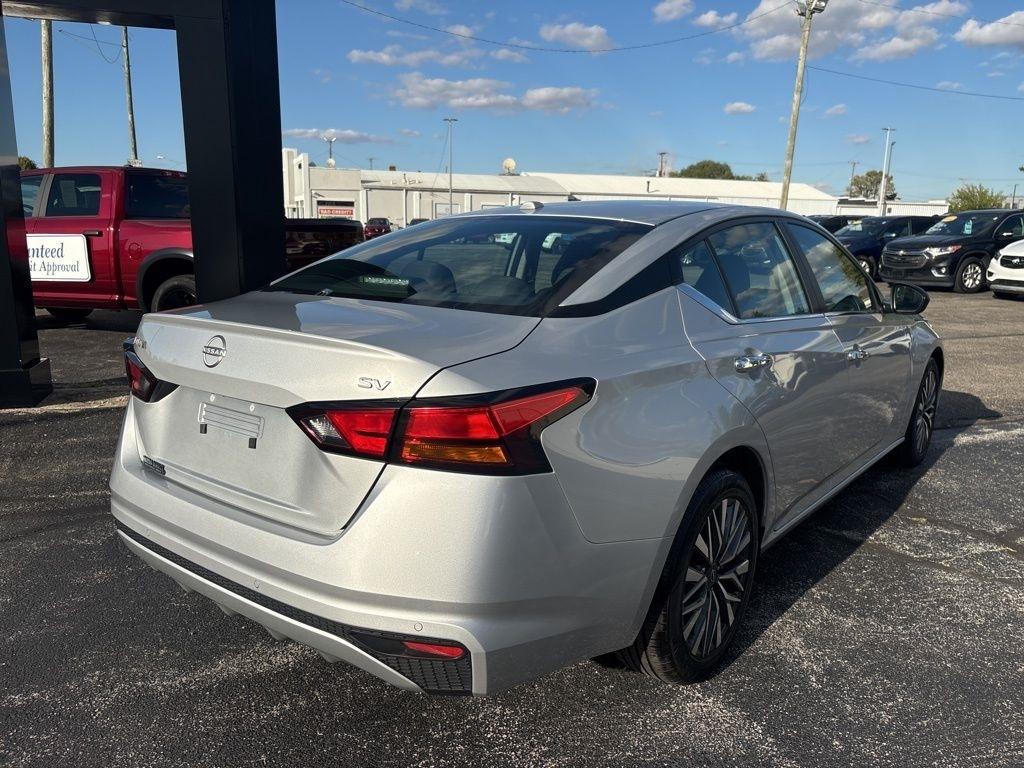 Nissan Altima 2.5 SV Sedan 2024