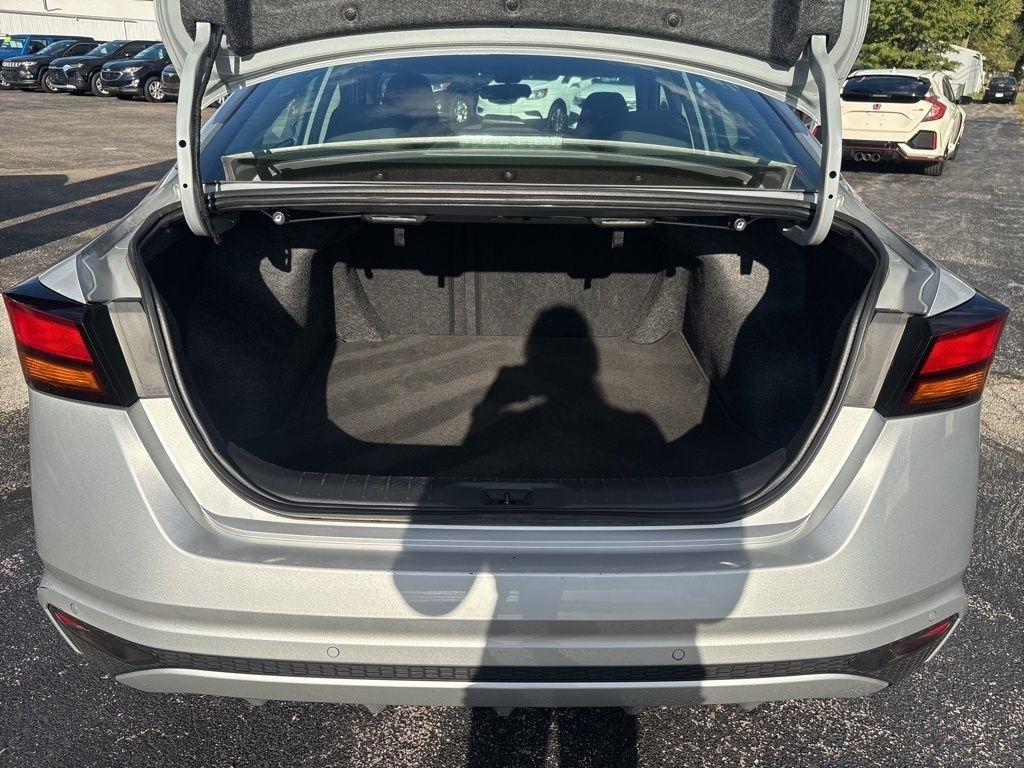 Nissan Altima 2.5 SV Sedan 2024