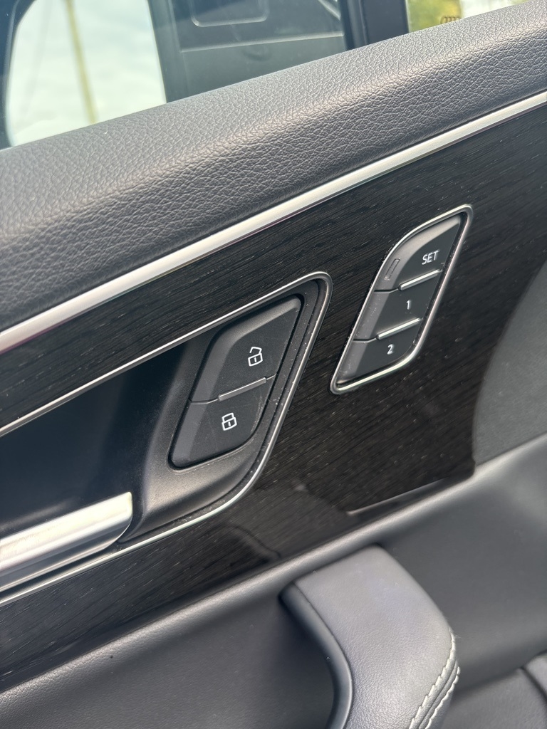 Audi Q7 Premium Plus 55 TFSI quattro 2025 Audi Q7 Premium Plus 55 TFSI quattro 2025