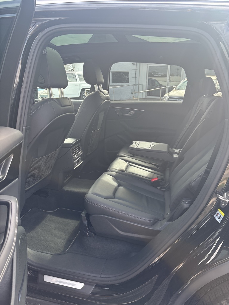 Audi Q7 Premium Plus 55 TFSI quattro 2025 Audi Q7 Premium Plus 55 TFSI quattro 2025