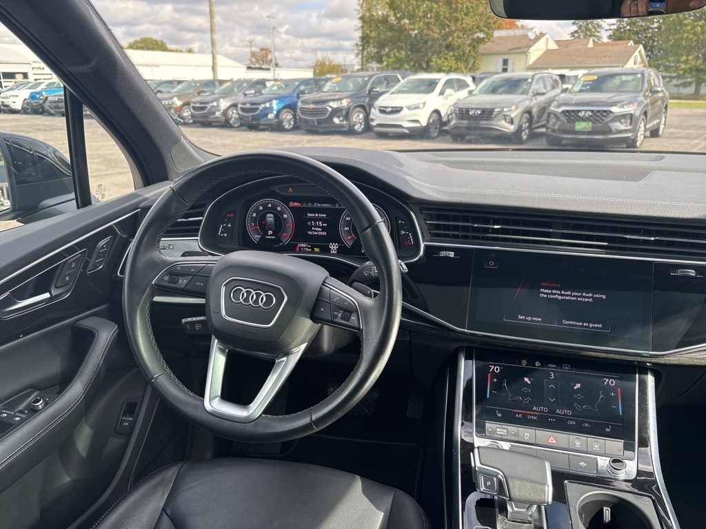 Audi Q7 Premium Plus 55 TFSI quattro 2025 Audi Q7 Premium Plus 55 TFSI quattro 2025
