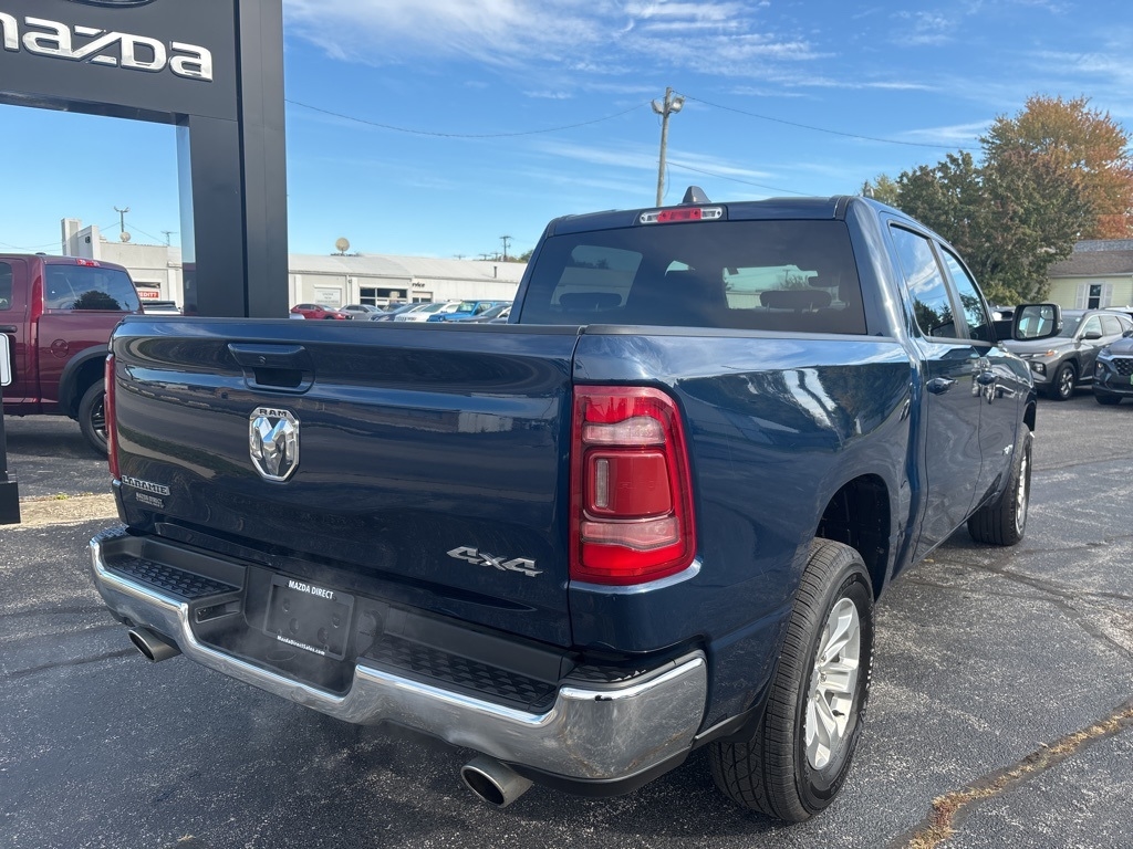 RAM 1500 Laramie 4x4 Crew Cab 5'7" Box 2024 RAM 1500 Laramie 4x4 Crew Cab 5'7" Box 2024