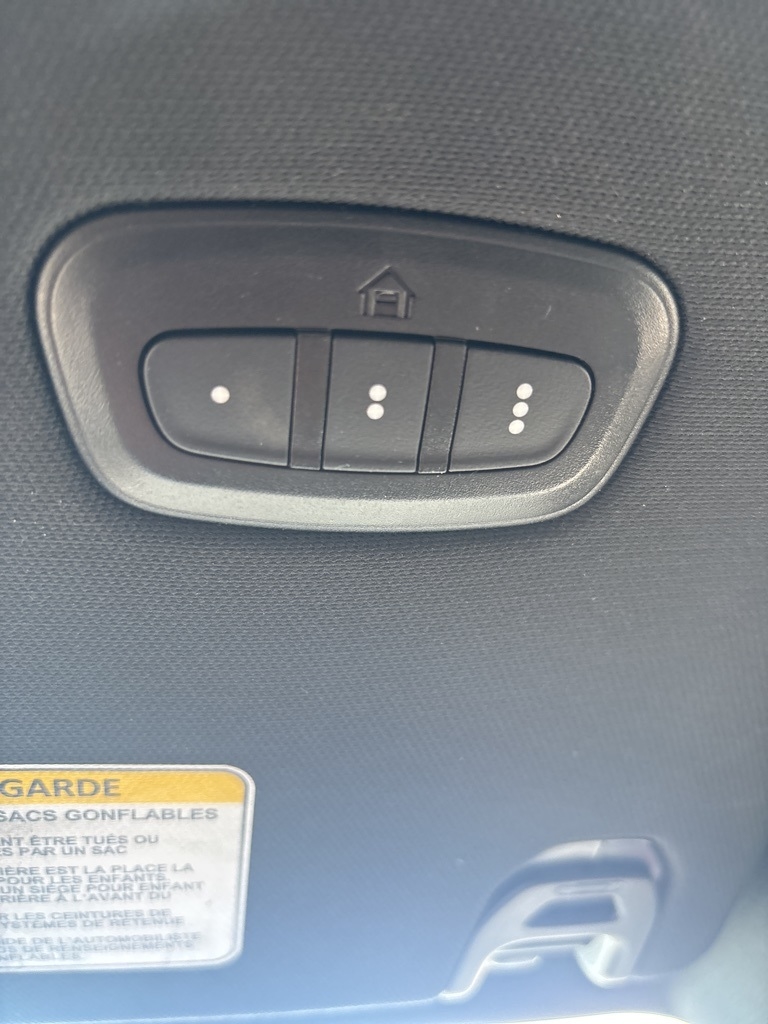 RAM 1500 Laramie 4x4 Crew Cab 5'7" Box 2024 RAM 1500 Laramie 4x4 Crew Cab 5'7" Box 2024