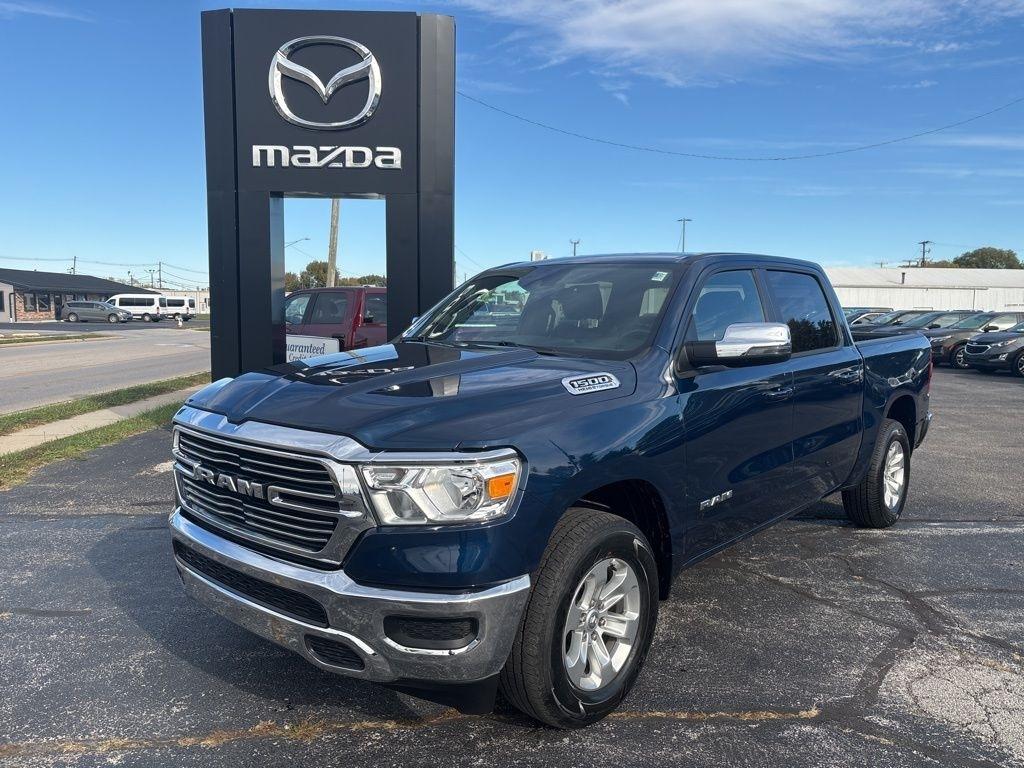 RAM 1500 Laramie 4x4 Crew Cab 5'7" Box 2024