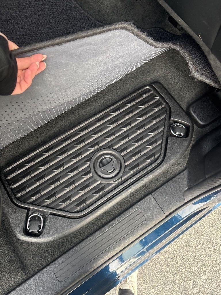 RAM 1500 Laramie 4x4 Crew Cab 5'7" Box 2024