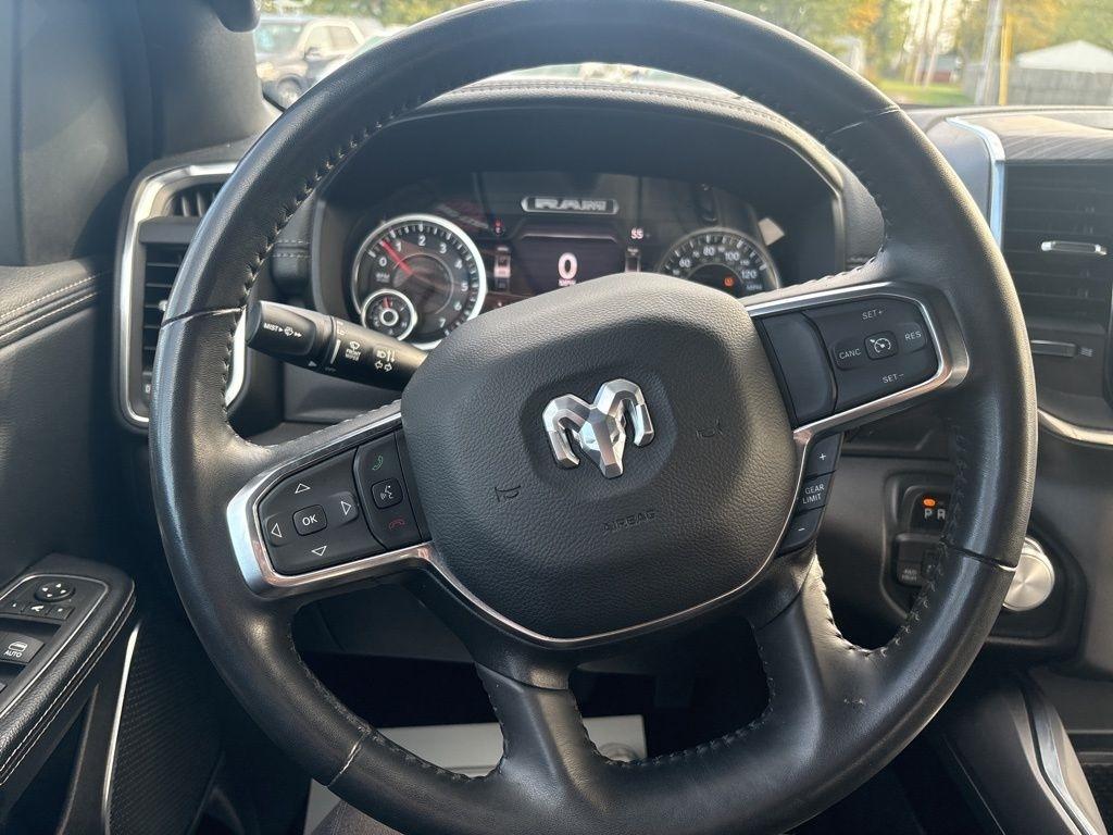 RAM 1500 Laramie 4x4 Crew Cab 5'7" Box 2024