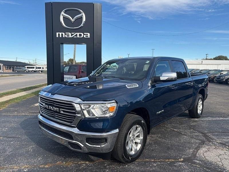 RAM 1500 Laramie 4x4 Crew Cab 5'7" Box 2024