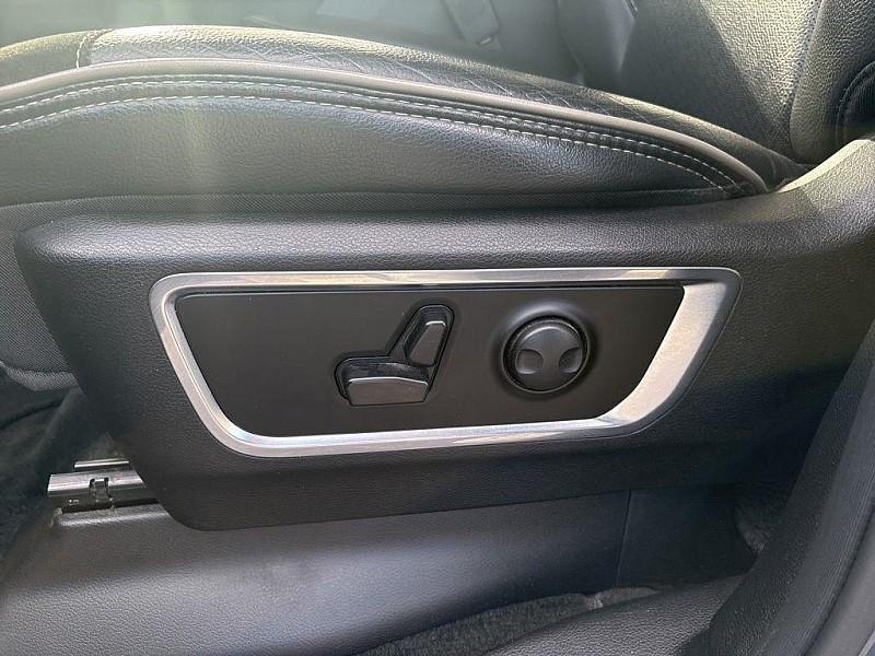 RAM 1500 Laramie 4x4 Crew Cab 5'7" Box 2024