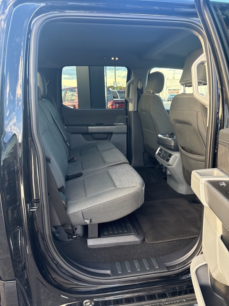 Ford F-150 XLT 4WD SuperCrew 5.5' Box 2024 Ford F-150 XLT 4WD SuperCrew 5.5' Box 2024