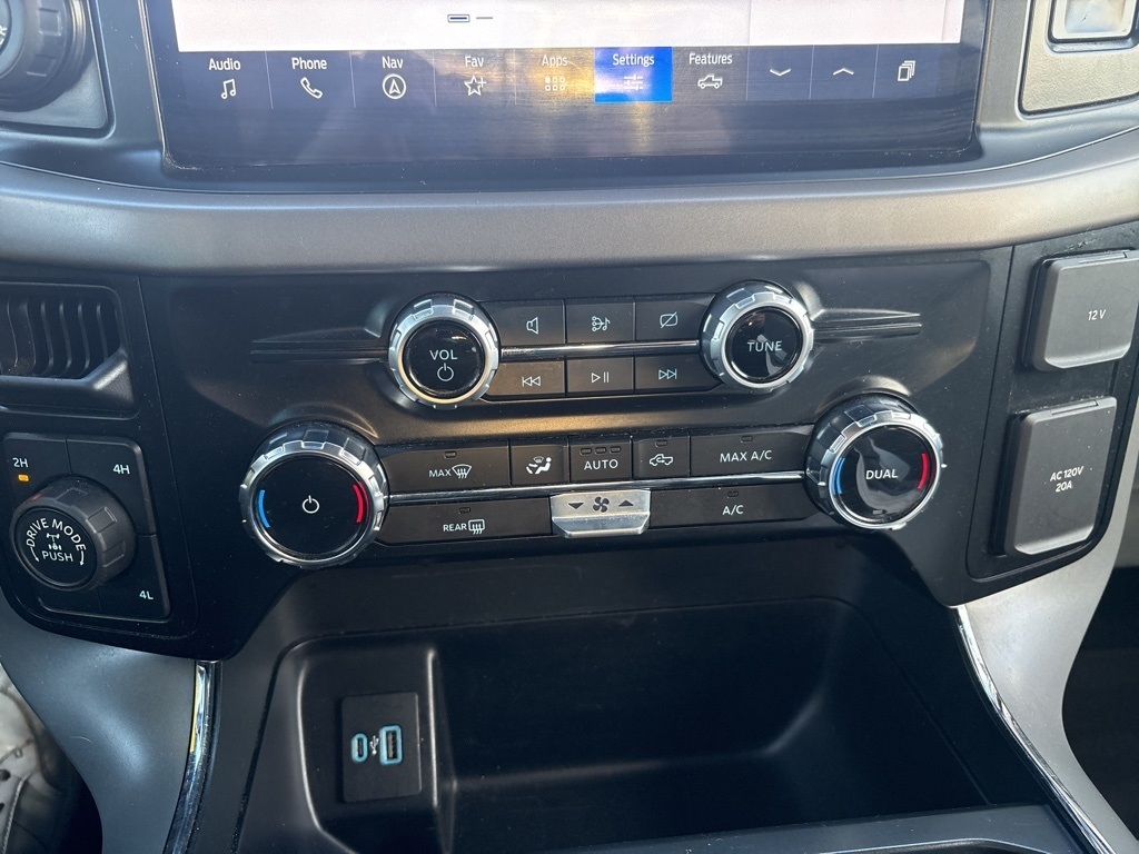 Ford F-150 XLT 4WD SuperCrew 5.5' Box 2024 Ford F-150 XLT 4WD SuperCrew 5.5' Box 2024