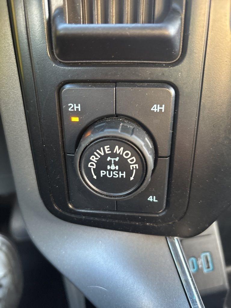 Ford F-150 XLT 4WD SuperCrew 5.5' Box 2024