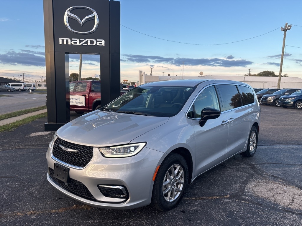 Chrysler Pacifica Touring L FWD 2024 Chrysler Pacifica Touring L FWD 2024